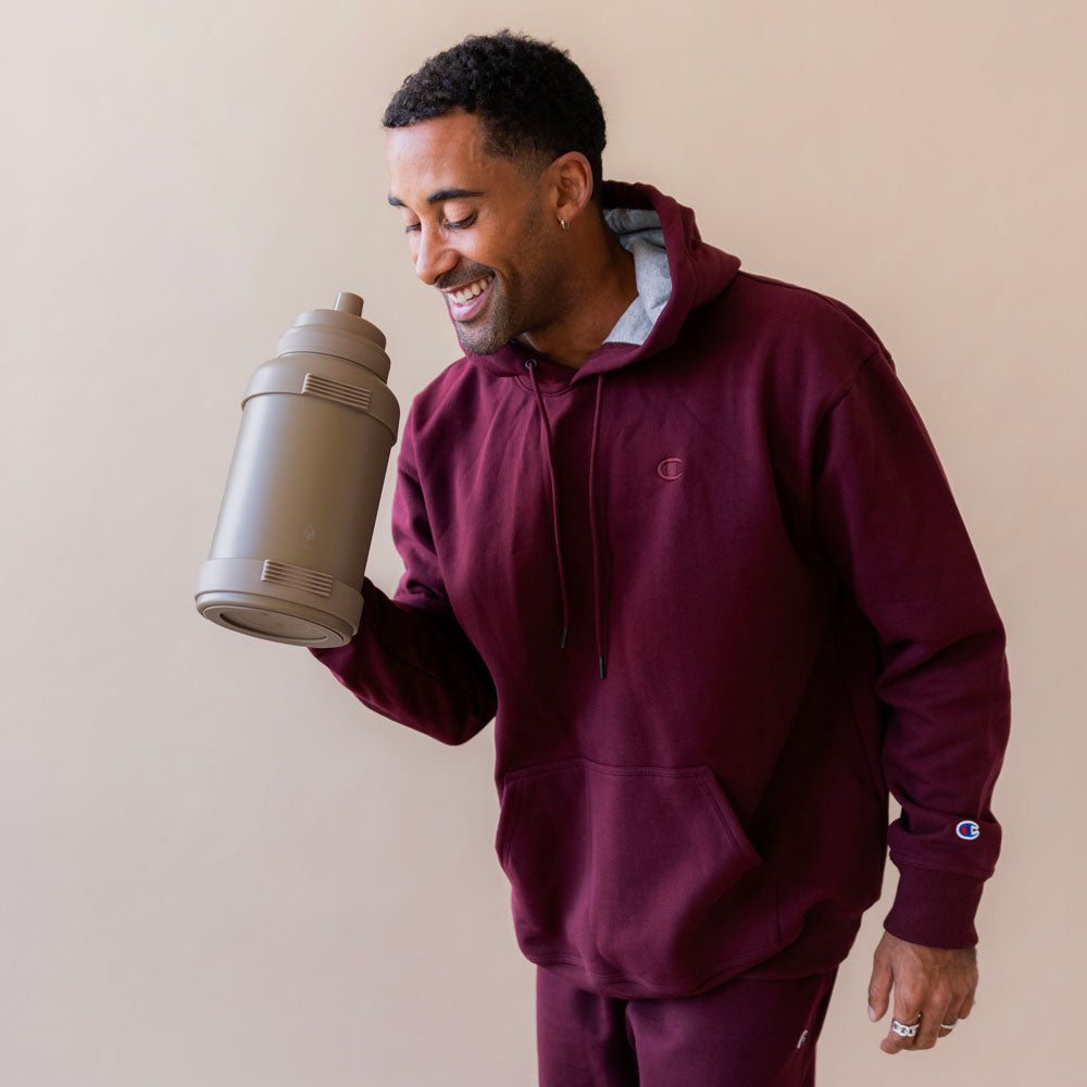 78-oz-titan-bottle-pastel-collection-x8 32_Manna_Website_Lifestyles_Titan_Darker_2.jpg