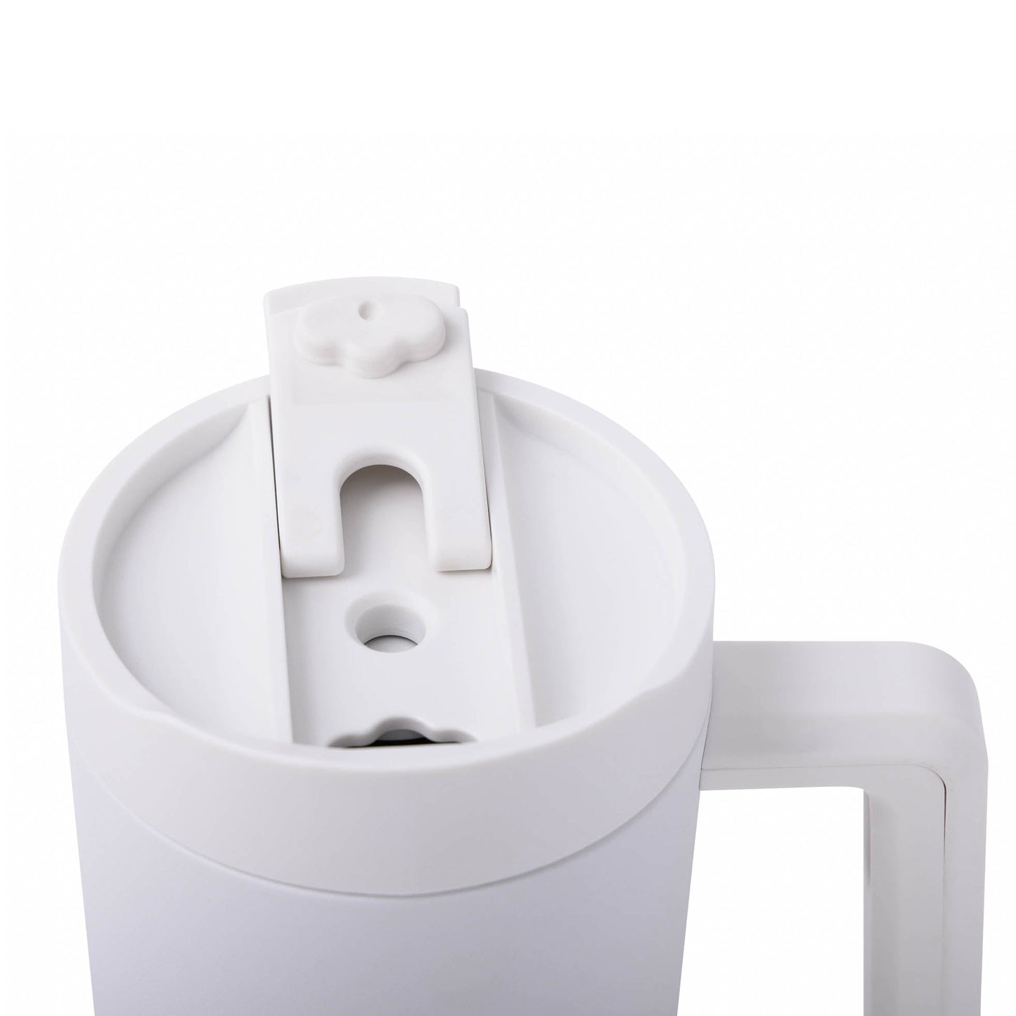 40-oz-top-tumbler-i9 CoreHome_MannaHydration_Whites_Raw-51.jpg